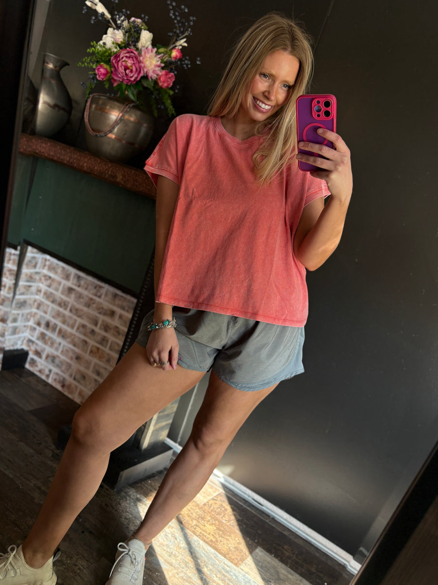 W72 Fuchsia Boyfriend Tee