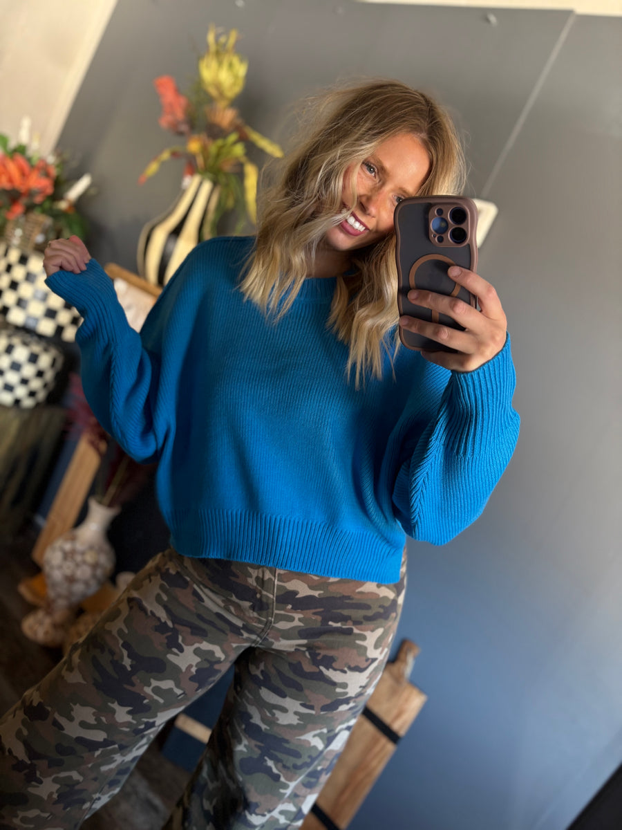 W186 Ocean Blue Long Sleeve Sweater