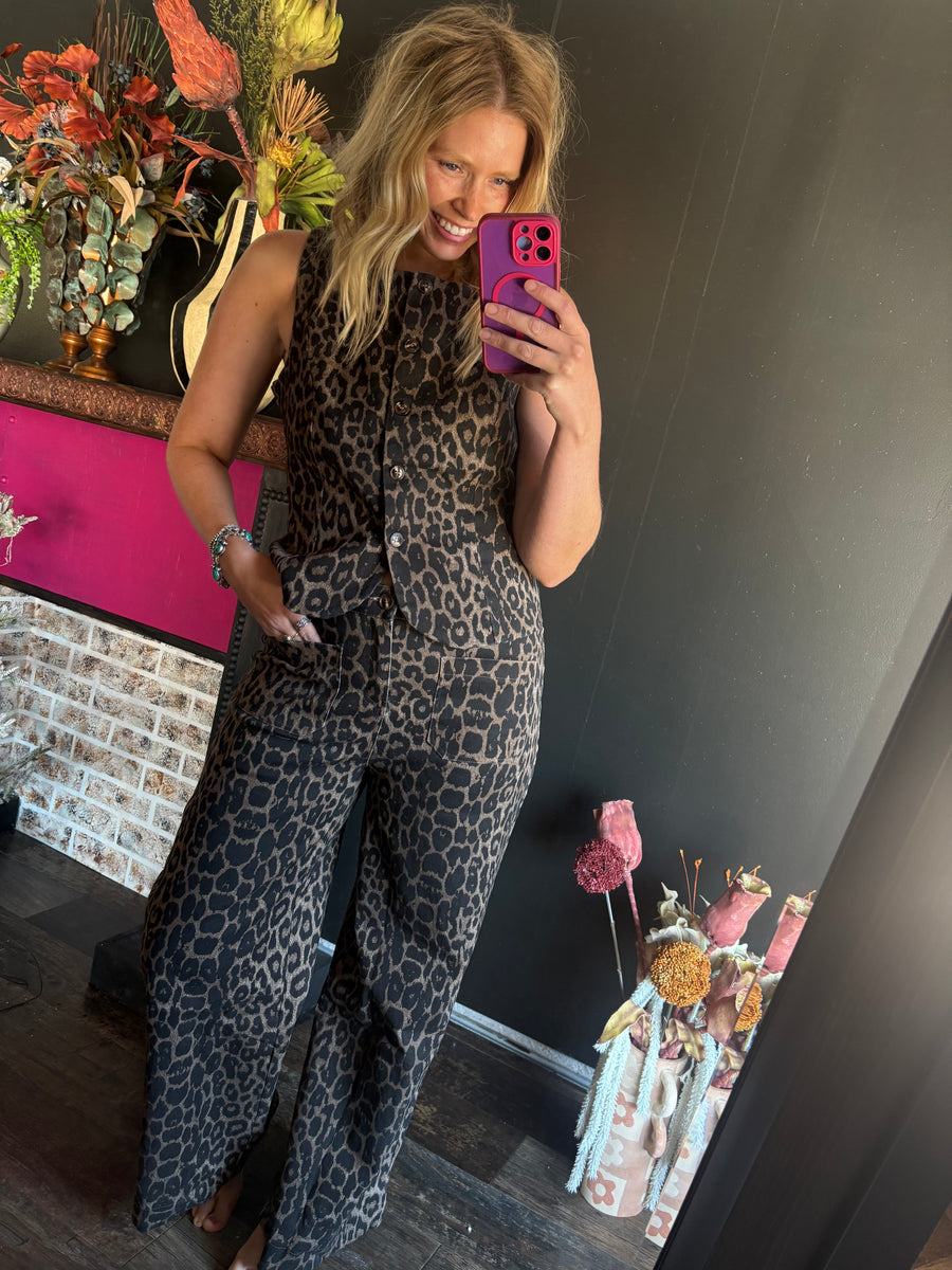 W700 Leopard Top