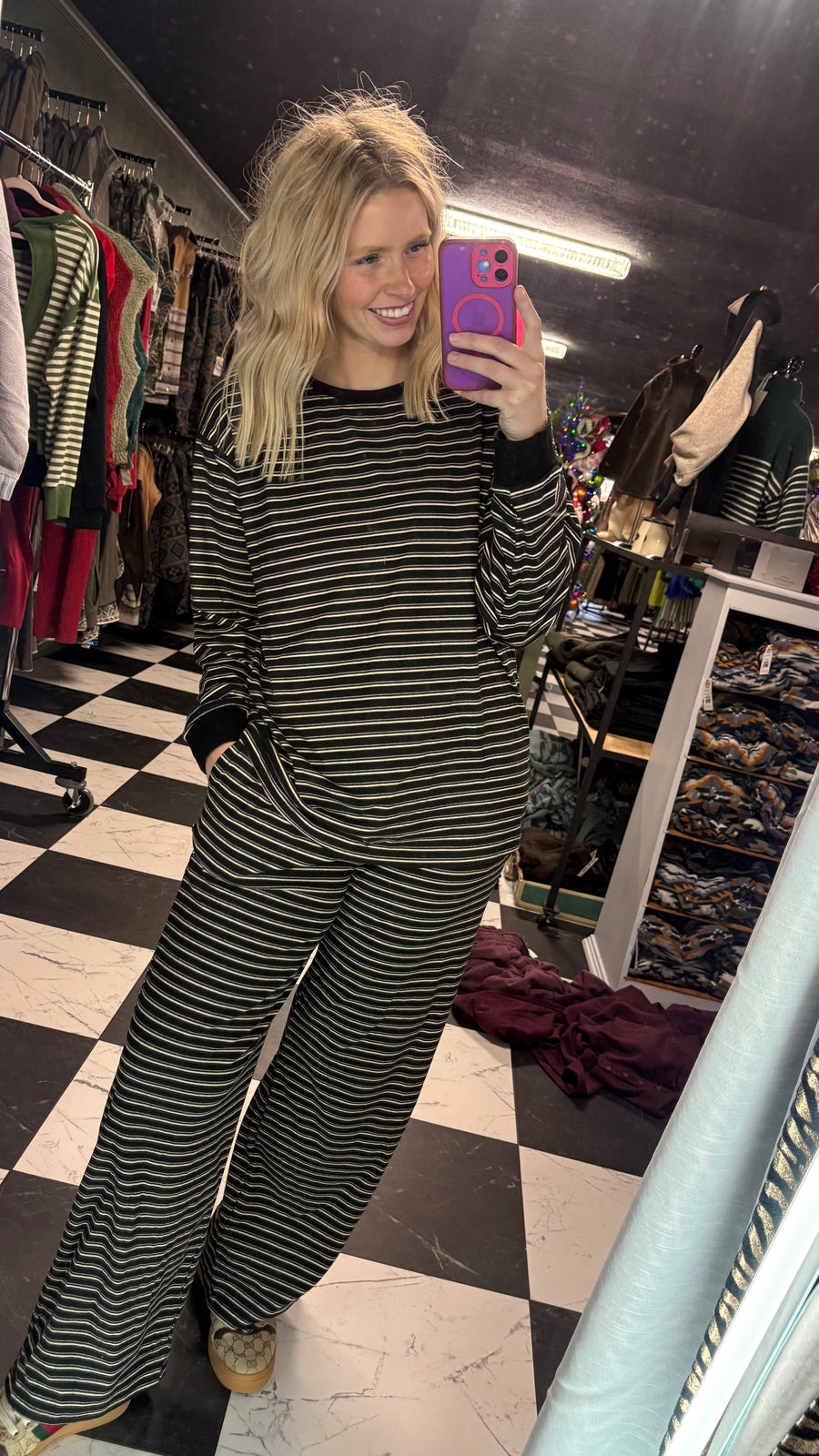 W677 Black and White Striped Set