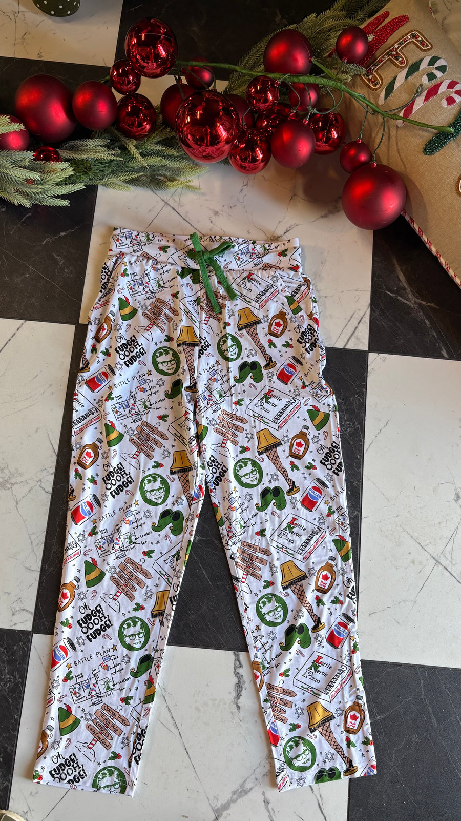 K5325 Kids Christmas movie pajama pants