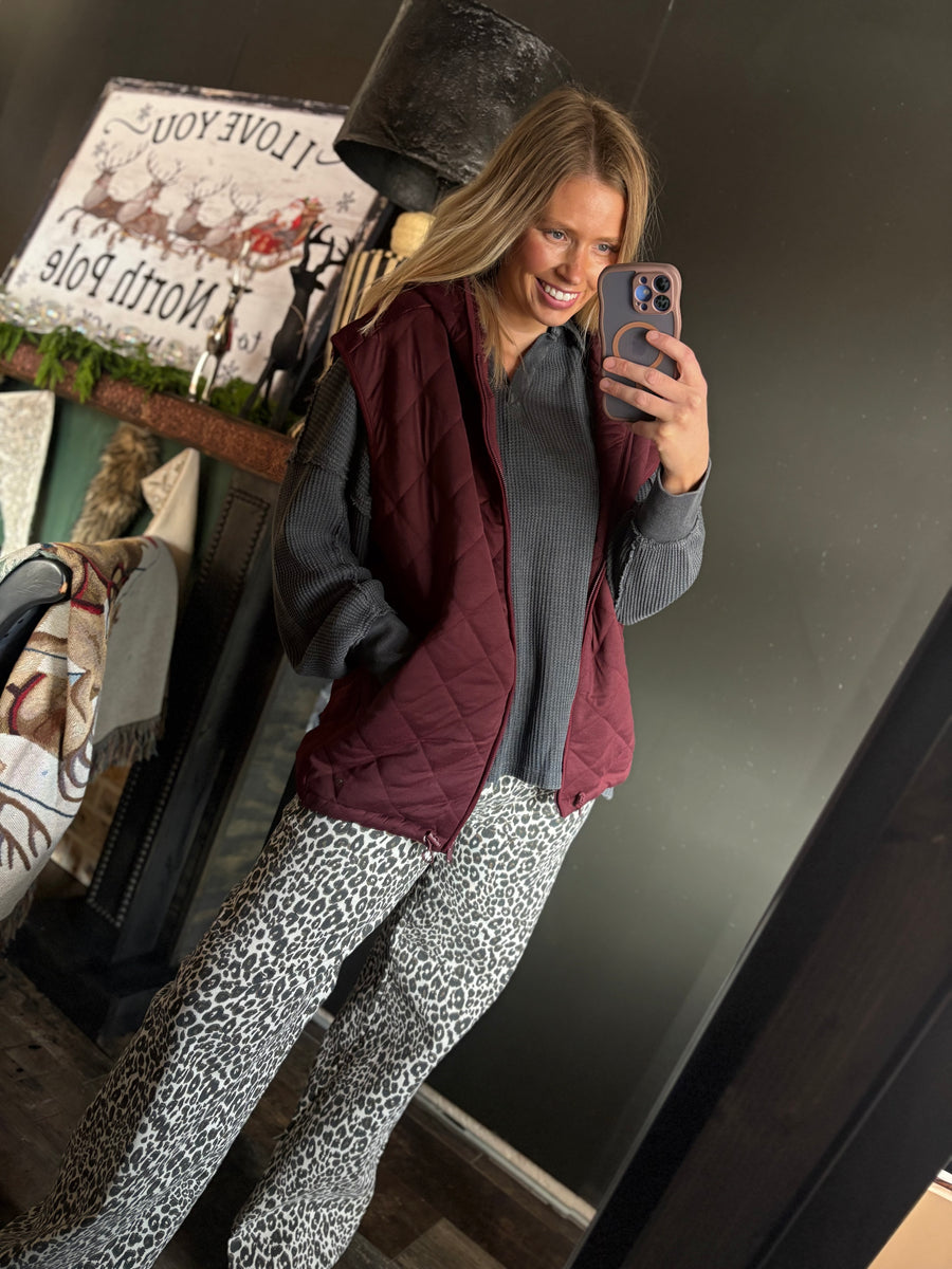 W301 Quilted Hoodie Vest / Dark Cherry