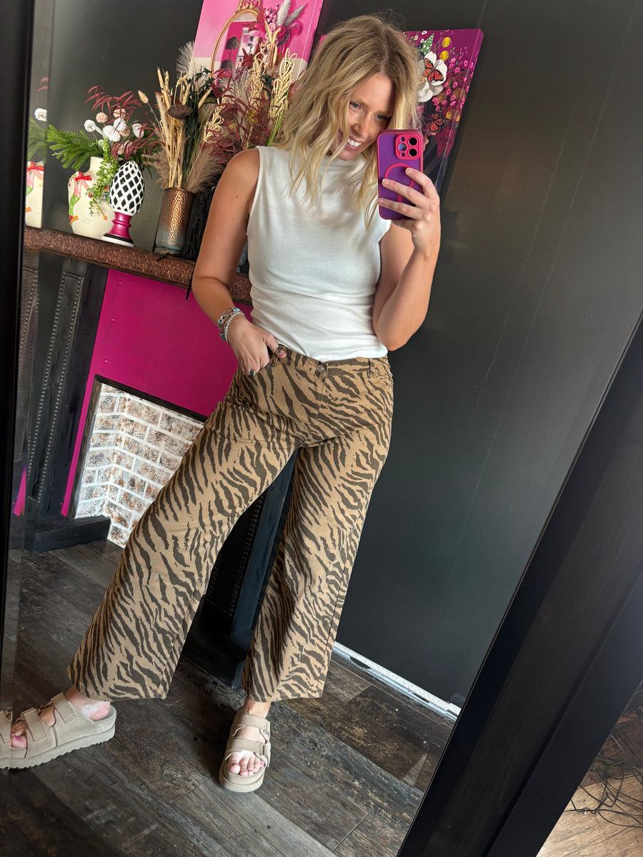 W561 Brown w/ Black Tiger Pants