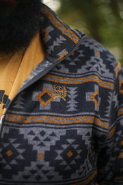 M8006 Dark patterned sweater