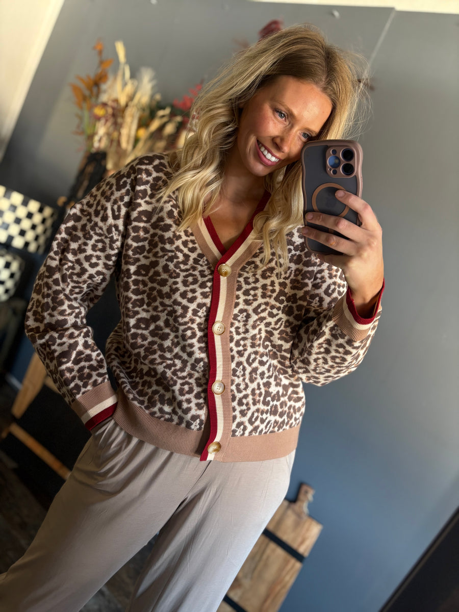 W97 Leopard Cardigan