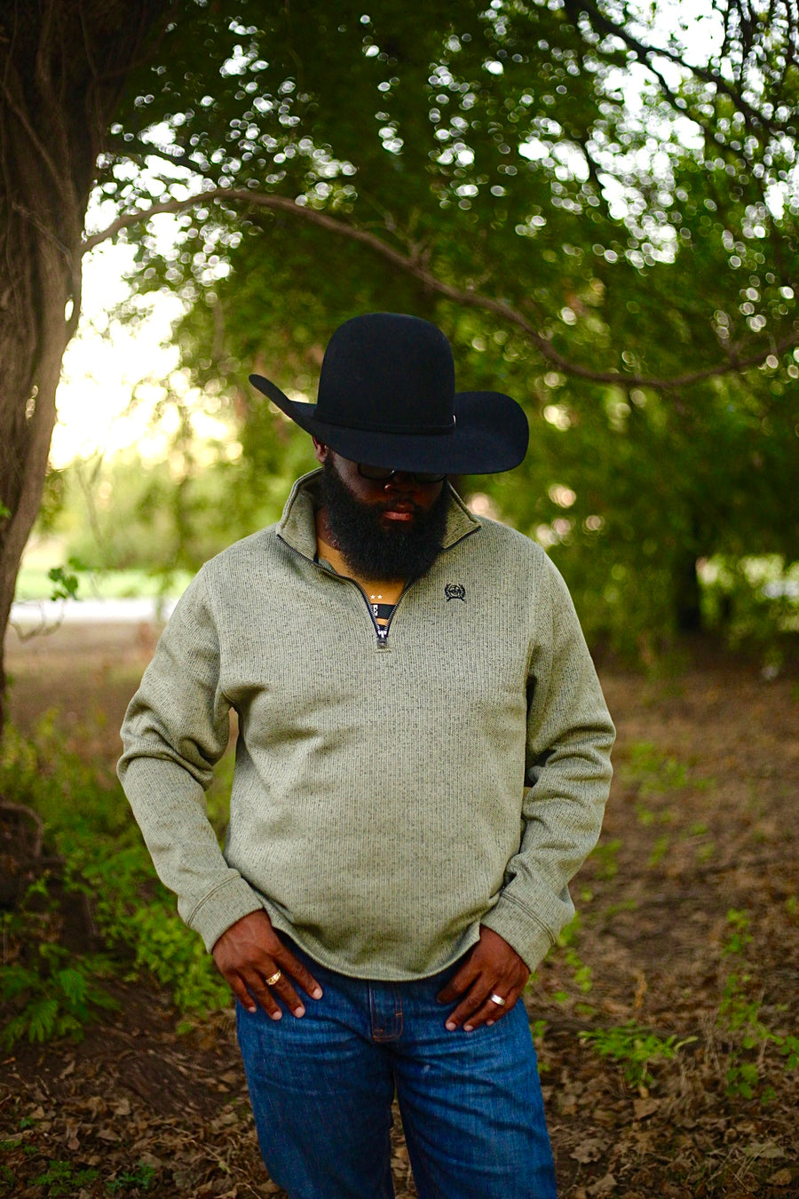 M0021 olive knit pullover