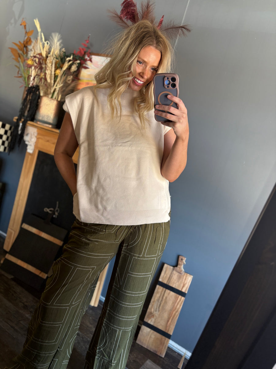 W172 High Neck High/Low Sweater