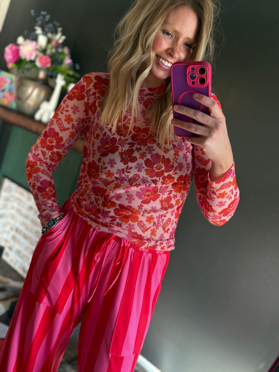 W128 Pink Boot Floral Mesh Shirt