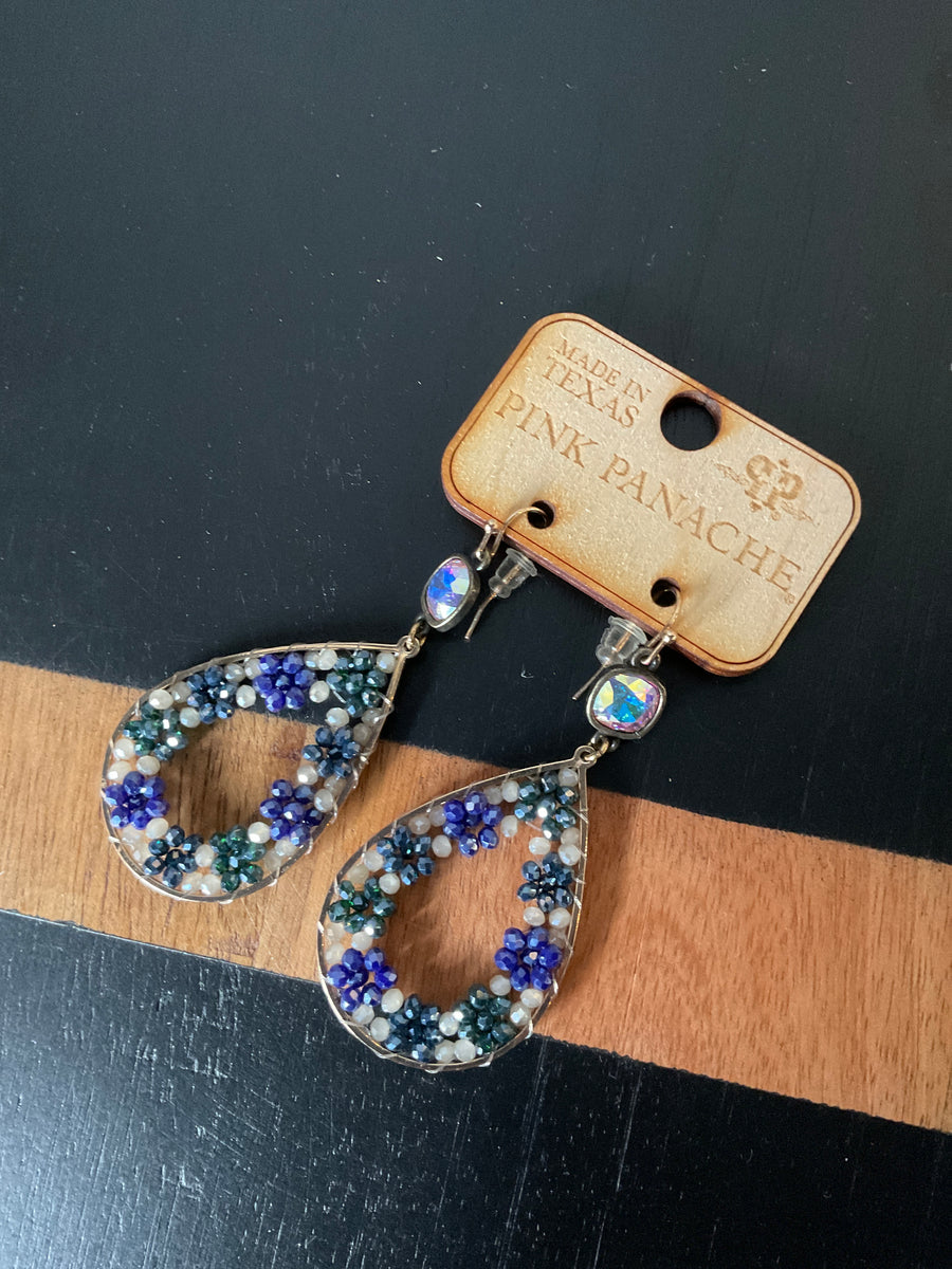 Blue flower dangling earrings