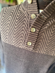 C2002 Men’s Sweater / Brown