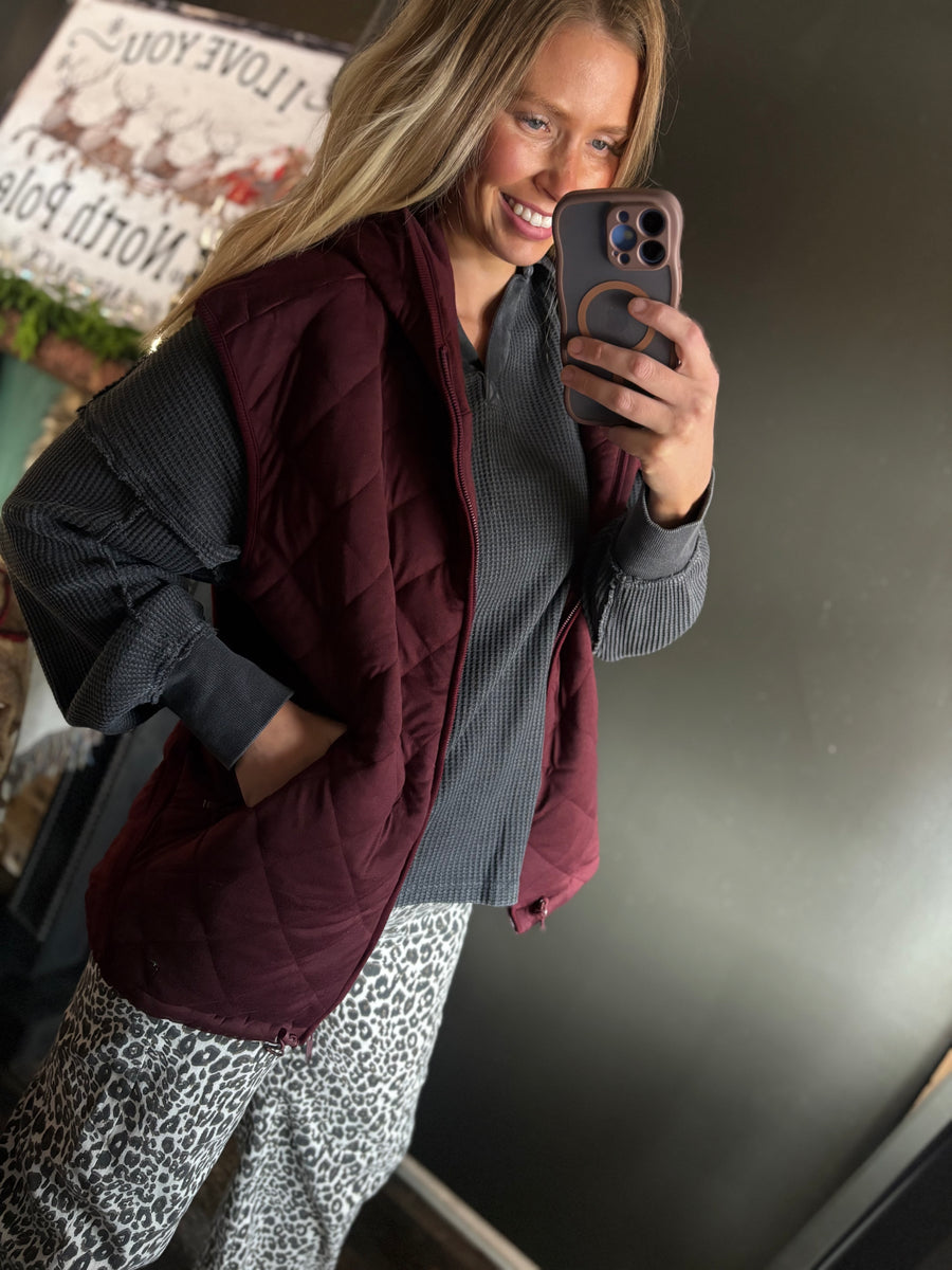 W301 Quilted Hoodie Vest / Dark Cherry