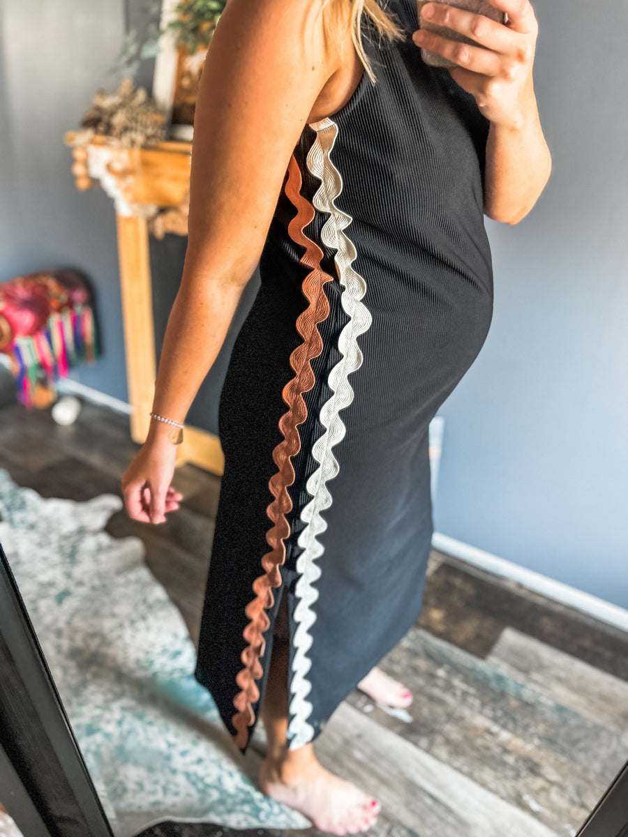 Black retro ribbed dress