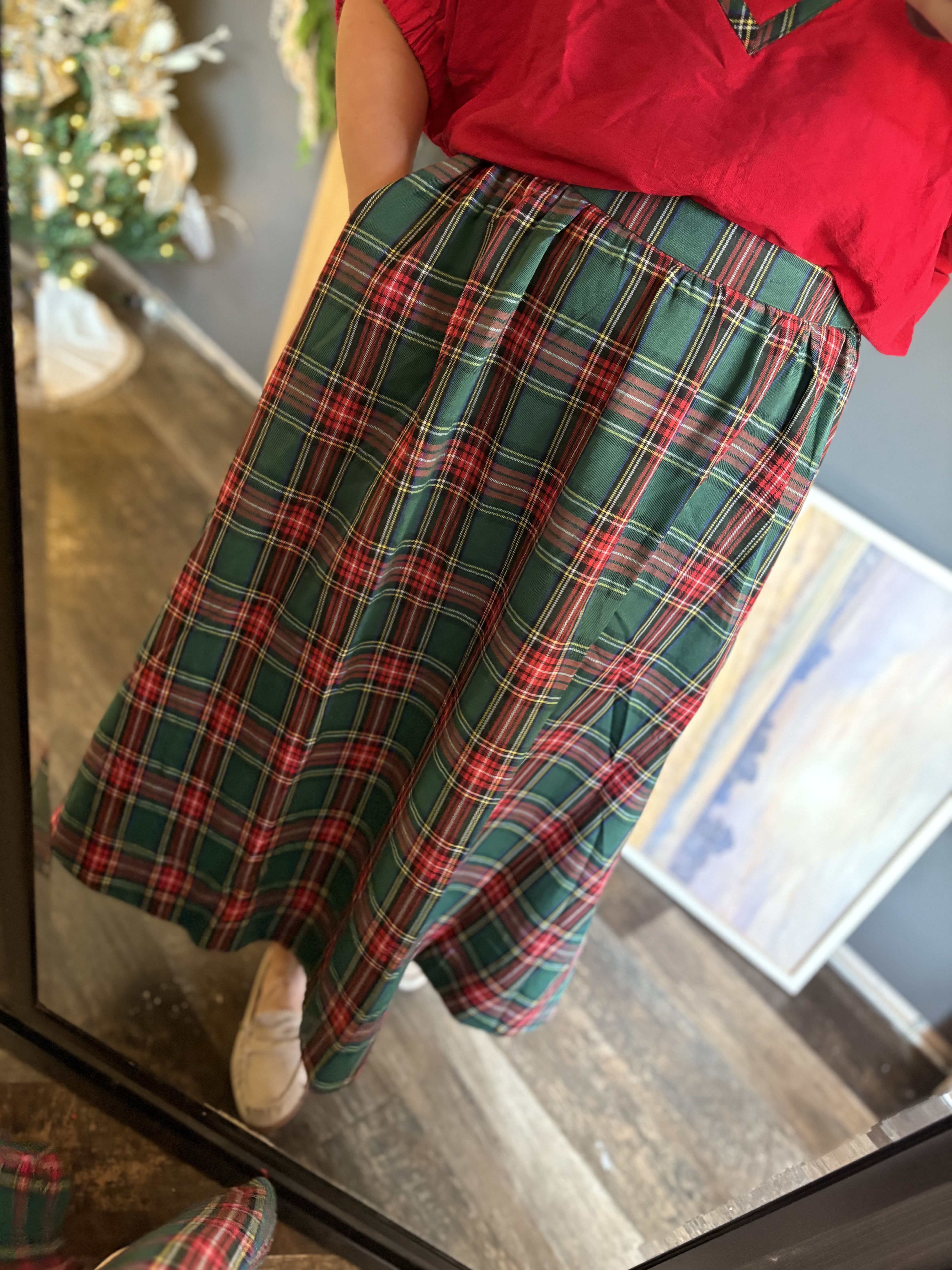 W200 Green & Red Plaid Skirt