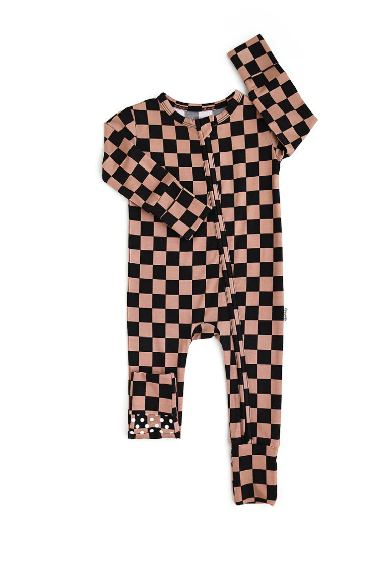 B6 Brown/Tan Checkered Ruffle Zip Bamboo