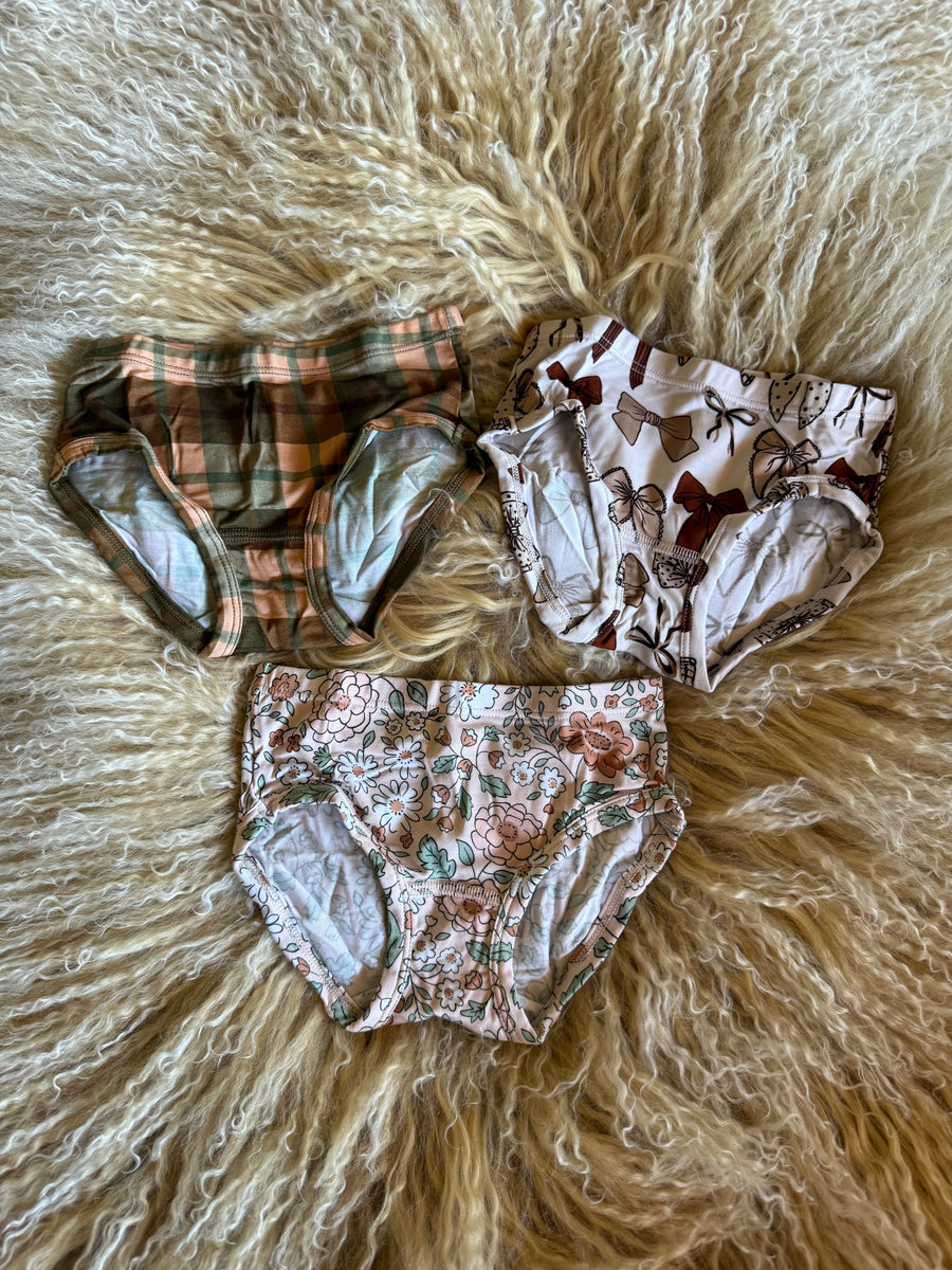 Harvest Dream Girl’s Brief Set