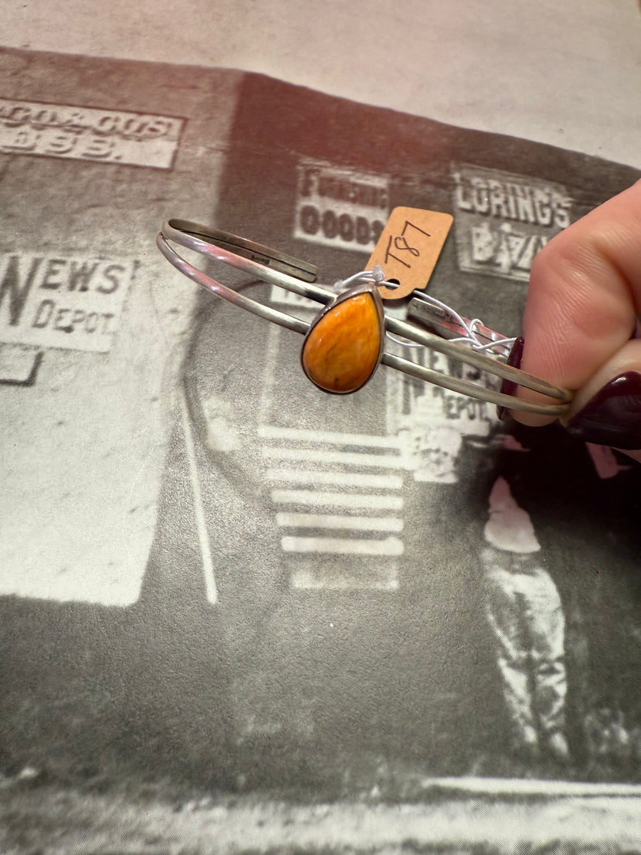 T87 Spiney Teardrop Cuff