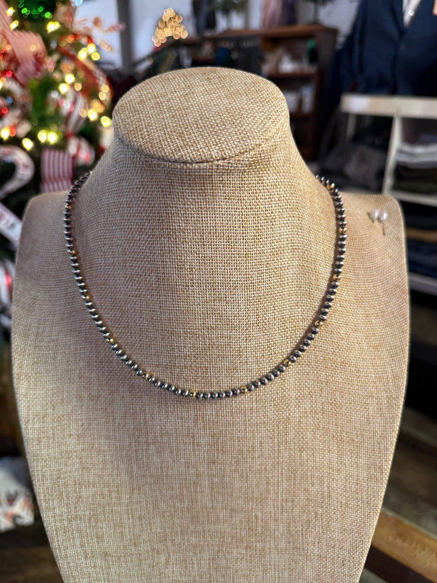 T85 Navajo Pearl & 14K Gold Adjustable Necklace