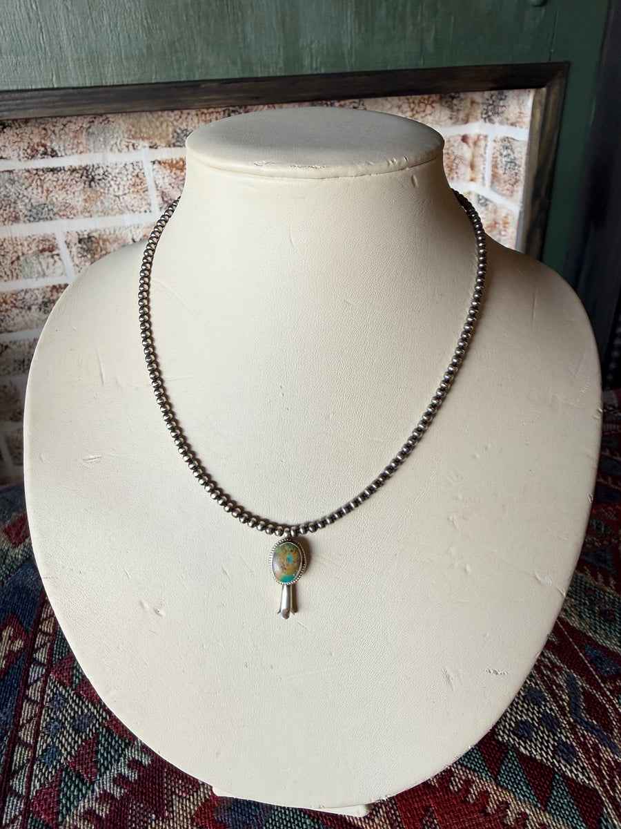 T26 18in. 3mm pearl with attached Turquoise Blossom