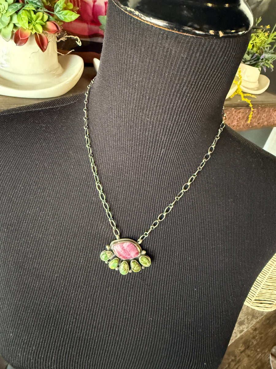 T22 Purple Spiney Necklace